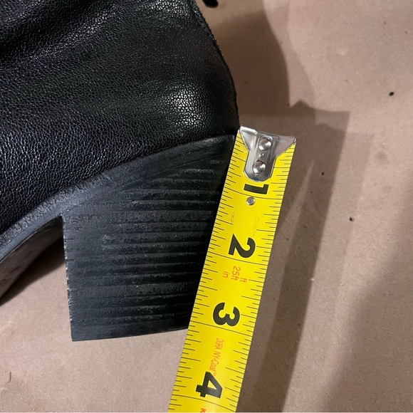 $247 Eileen Fisher Ankle Boots Black Pebbled Leather Peep Toe Women’s US 8.5 - Picture 10 of 11